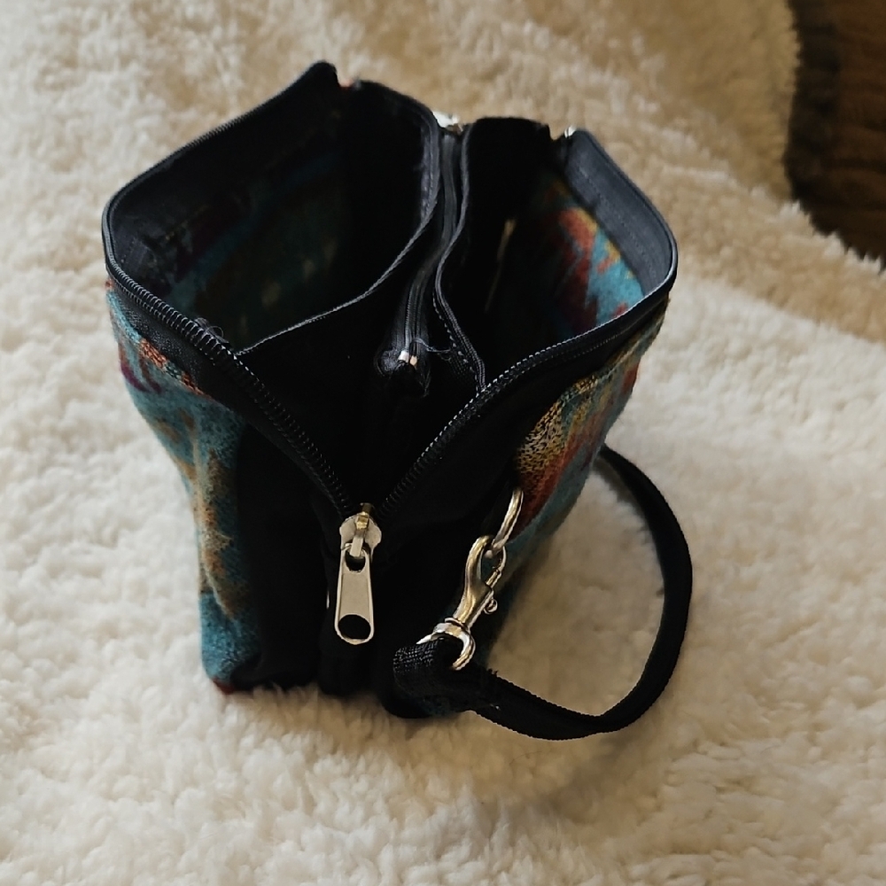 Pendleton Turquoise And Red Patterned Shoulder Bag - image 4